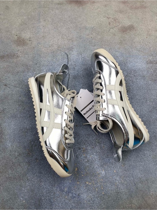Onitsuka Tiger by Asics Shoes - Onitsuka Tiger Mexico 66 Silver White Sneakers Women